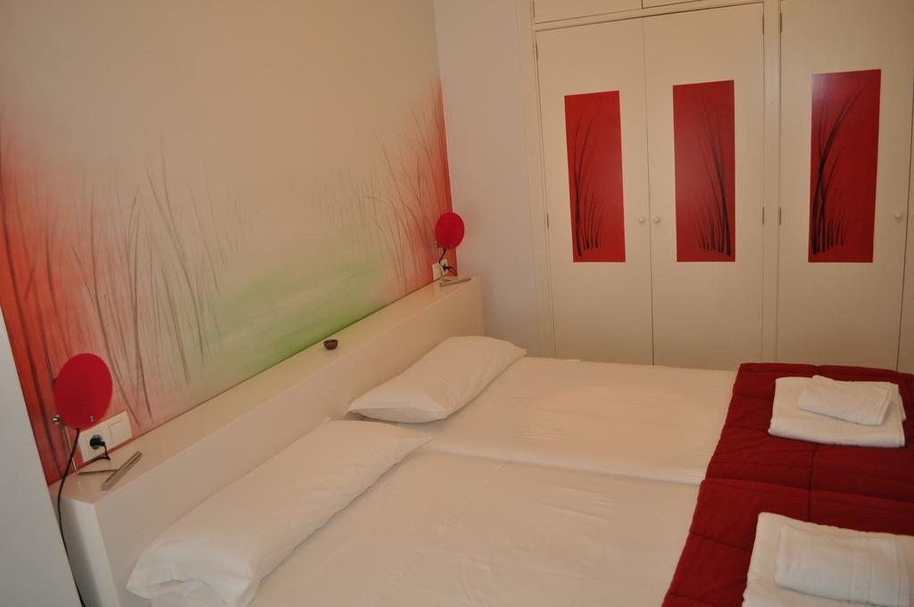 Apartamentos La Casa Pintada Caces Rom bilde